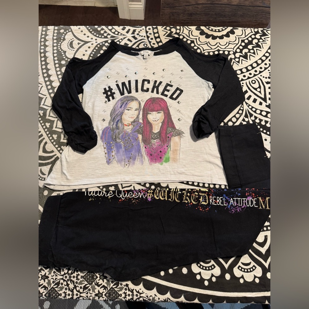 Disney Descendants matching set